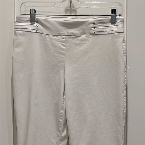 JM Collection White Pull-on Style Pants-FREE w/bundle purchase - Picture 2 of 8